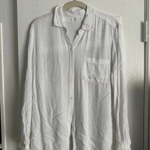 White lightweight button up with pocket